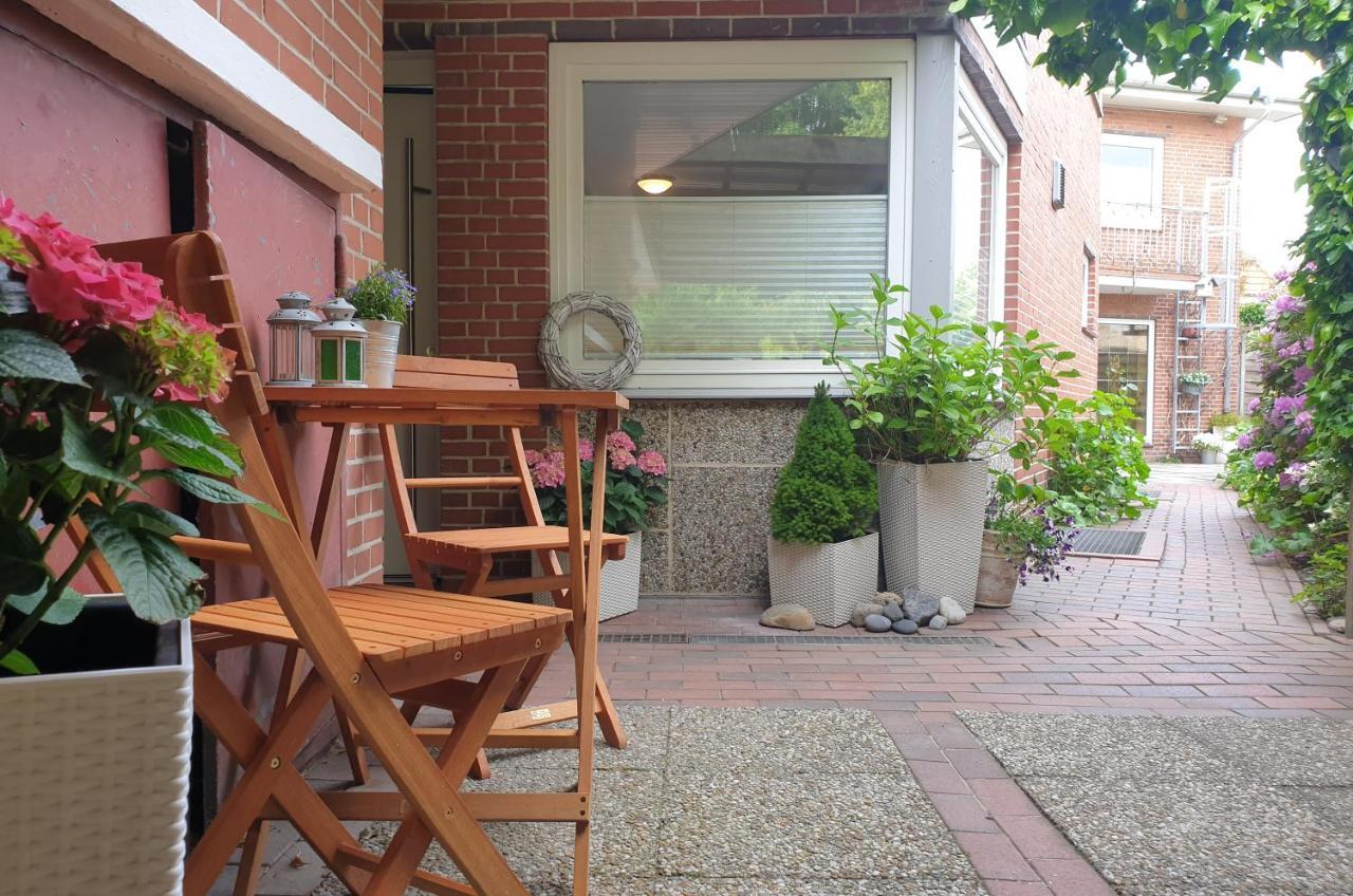 Inseltor Apartment Niebull Exterior photo